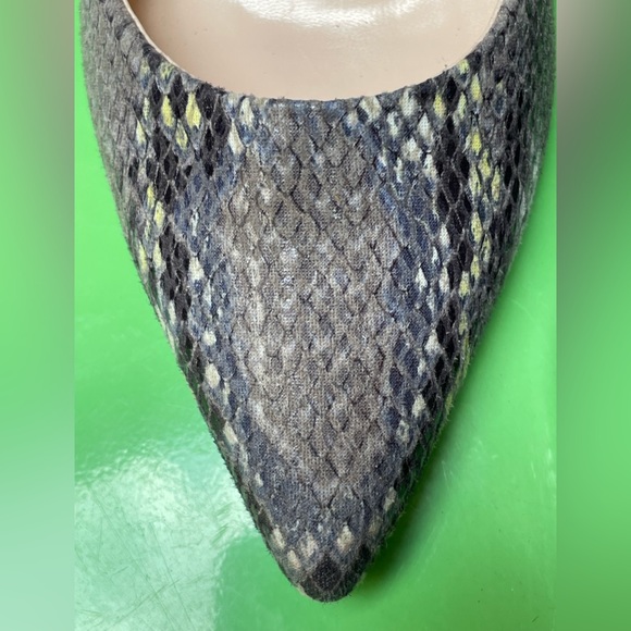 VIVI Gray Snakeskin Heels Size 9.5 - Picture 2 of 12